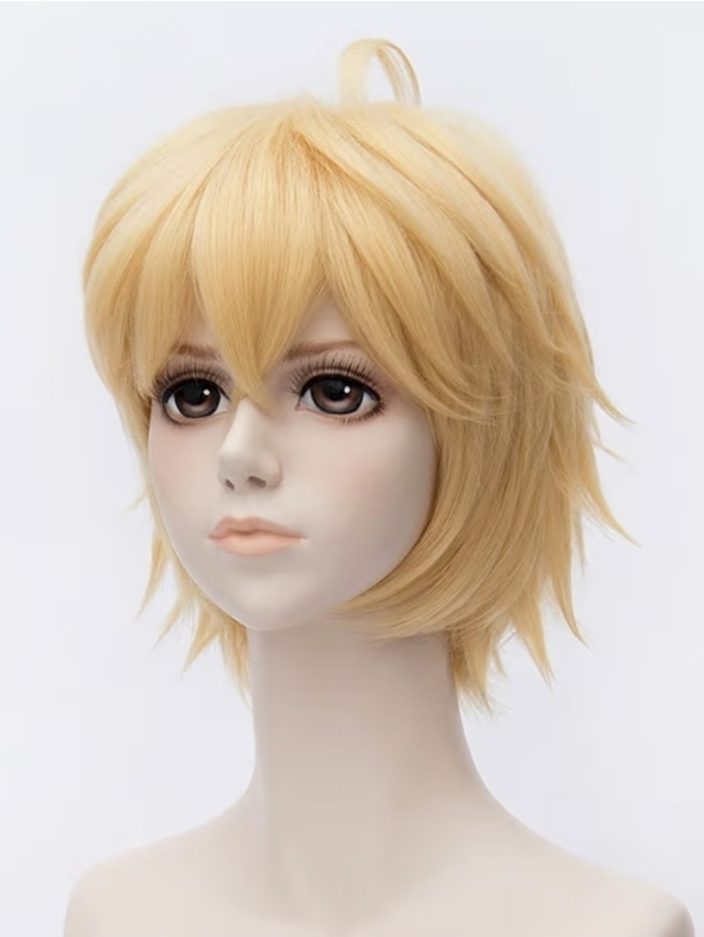 Blonde Short Layered Womens Wig - Modern Side-Swept Bangs (New) *Saber Nero*